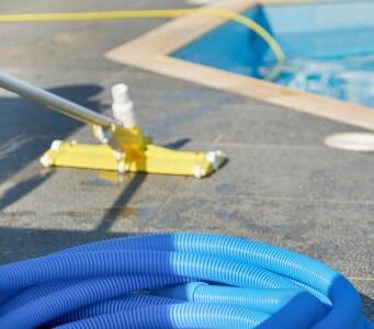 pool maintenance service Fort Worth TX